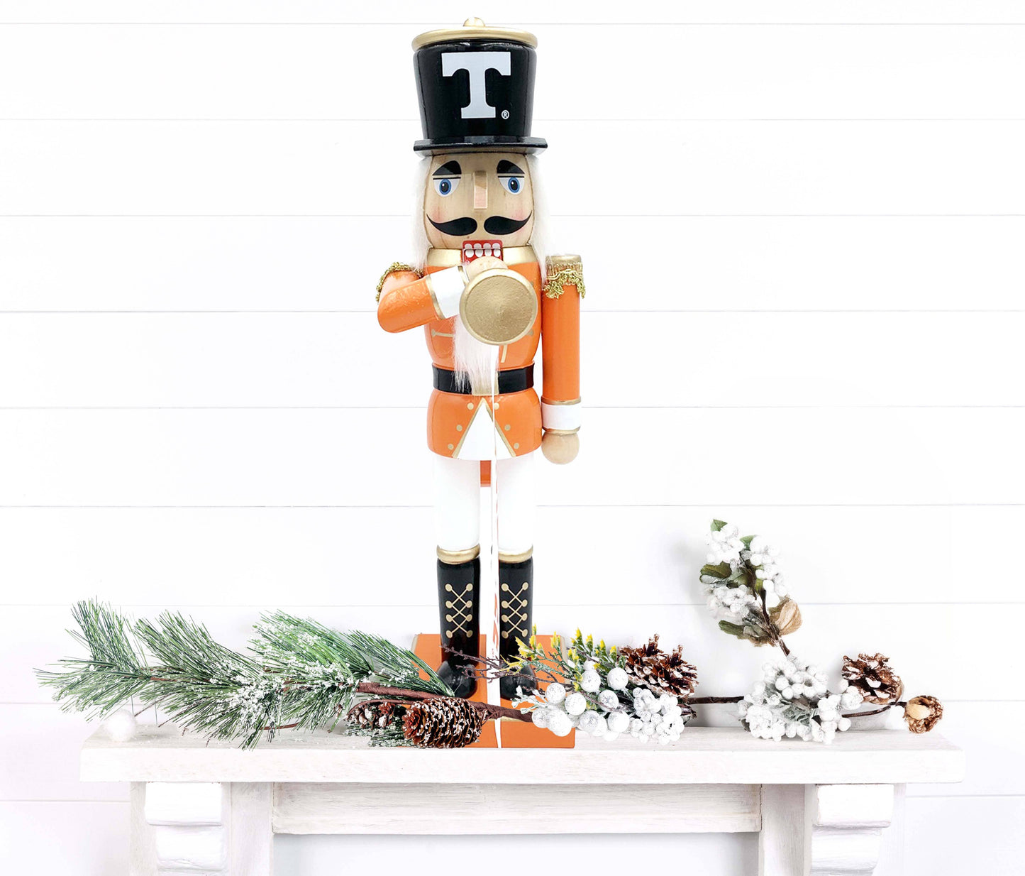 14" Tennessee Bugler Nutcracker