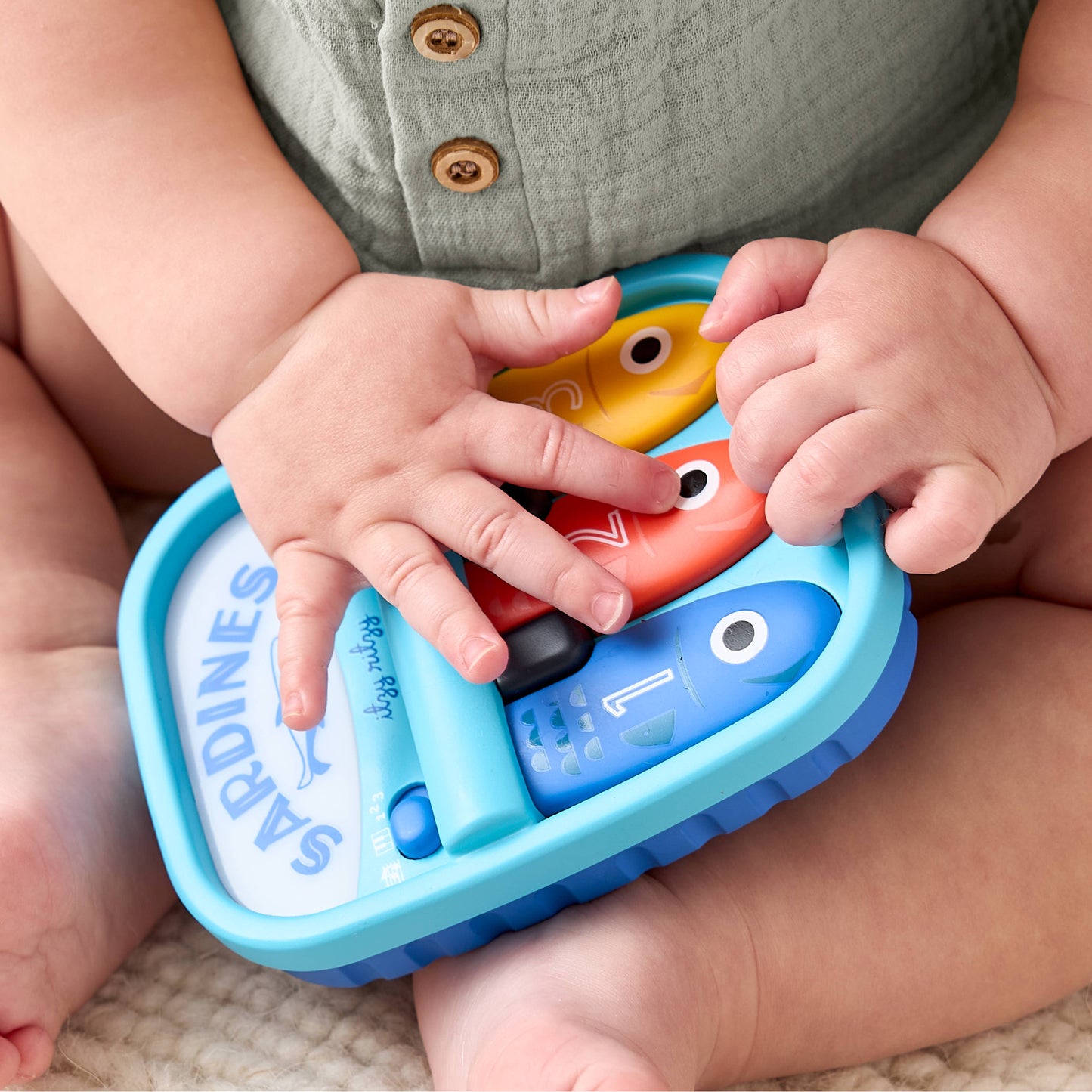 Bitzy Tunes™ Sardines - Light-up Interactive Piano Toy