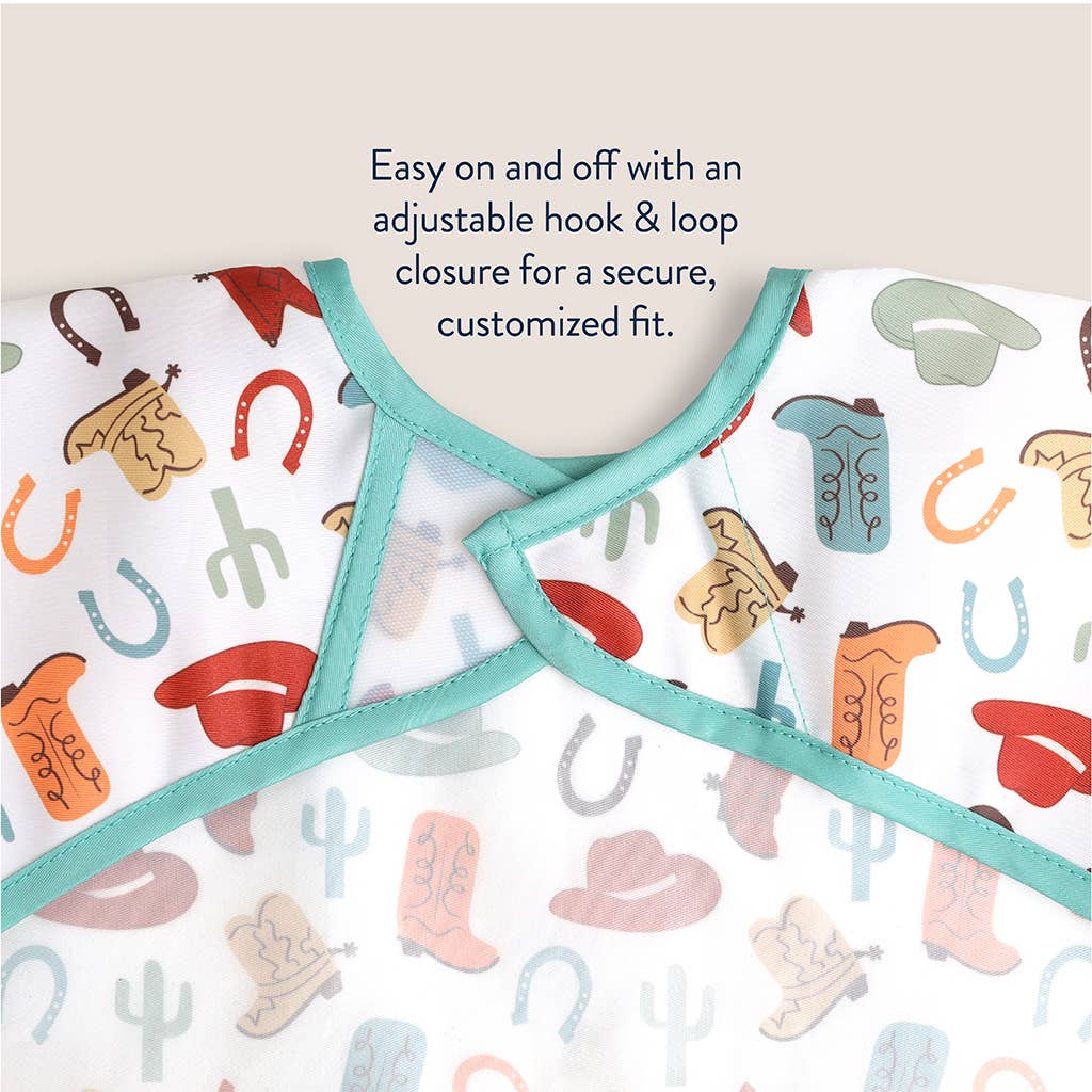 Itzy Everywhere Bib™