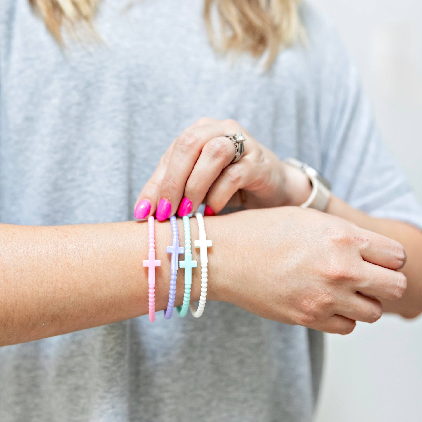 Single Jesus Loop Bracelet