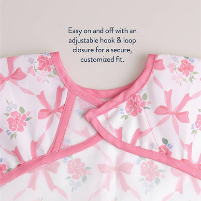 Itzy Everywhere Bib™