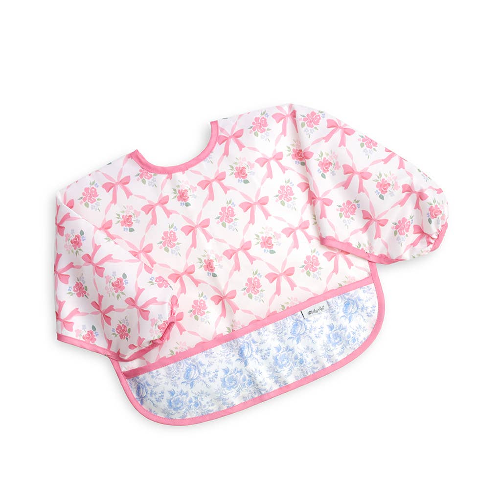 Itzy Everywhere Bib™