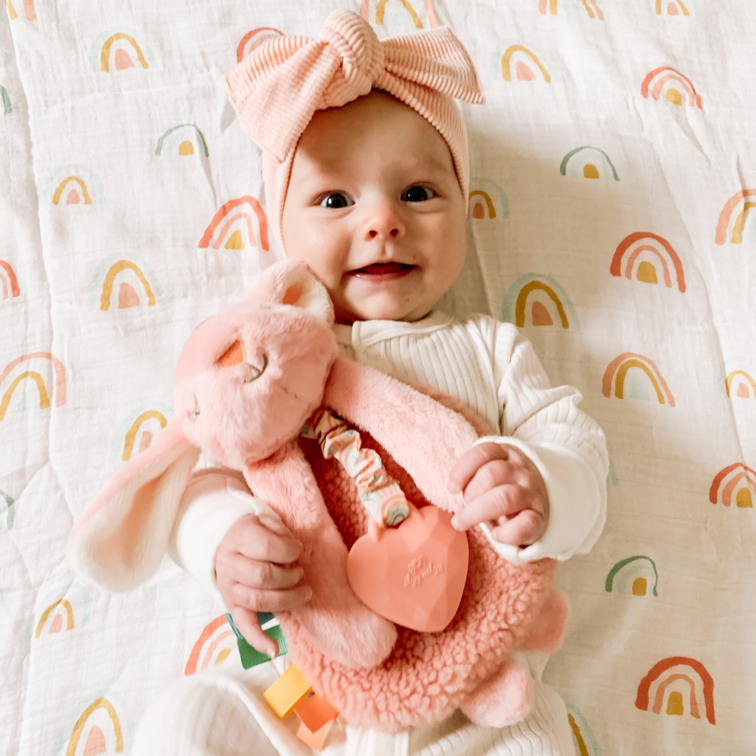 Itzy Friends Lovey: Bunny